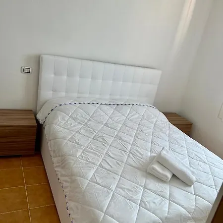 Casa *